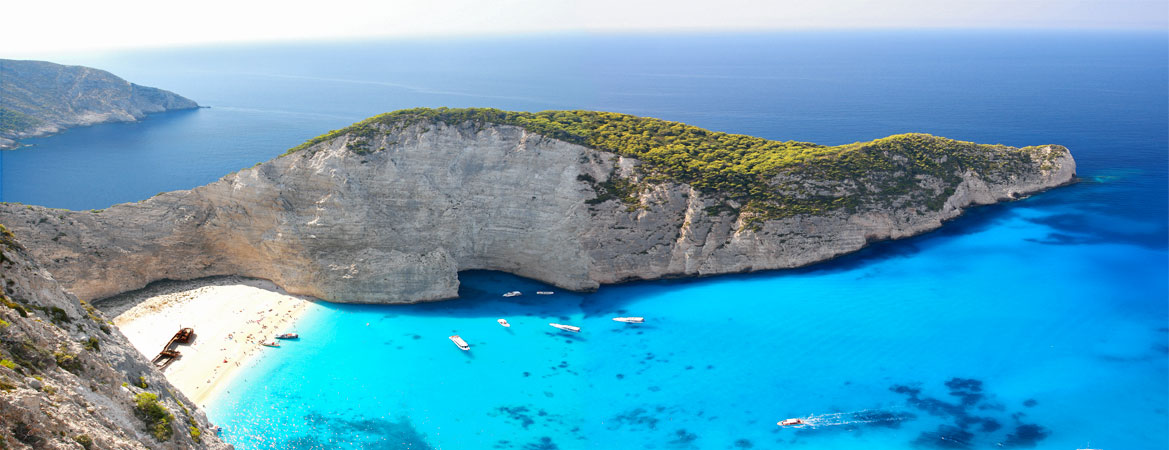 Shipwreck_shutterstock_93283852